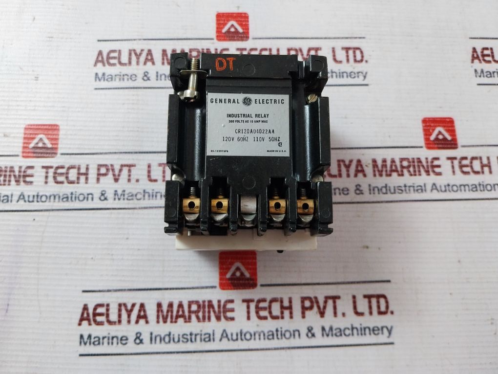 General Electric Cr120A04022Aa Industrial Relay 10Amp 300 Volts 50/60Hz