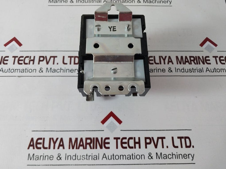 General Electric Cr305C0** Nema Size 1 Contactor Series A