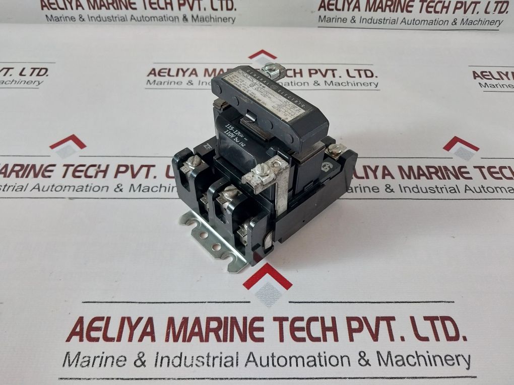 General Electric Cr305C0** Nema Size 1 Contactor Series A