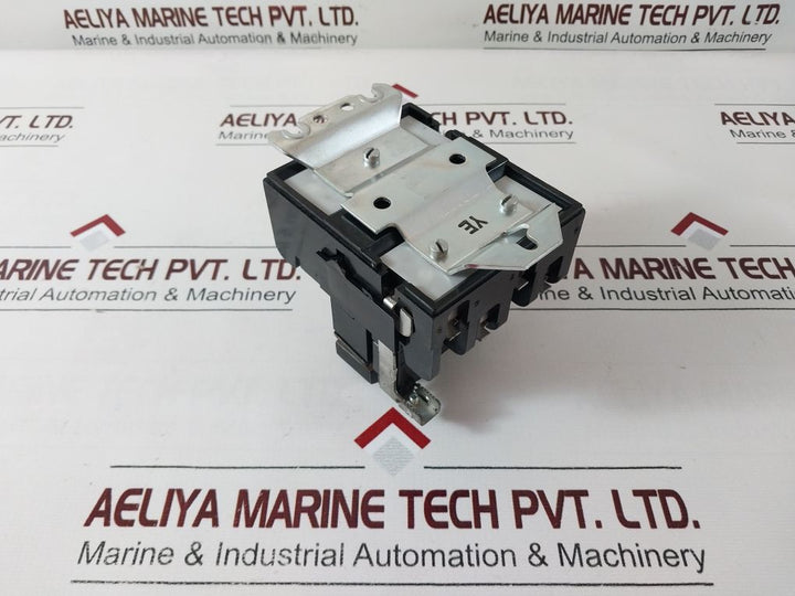 General Electric Cr305C0** Nema Size 1 Contactor Series A