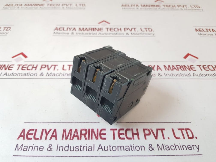 General Electric Dp-4525 Circuit Breakers