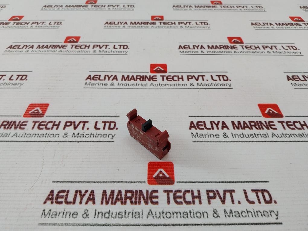 General Electric P9B01Vn Contact Block 10A