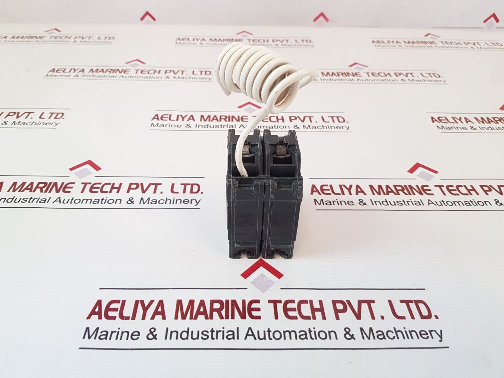 General Electric Rt-690 Circuit Breaker 20A