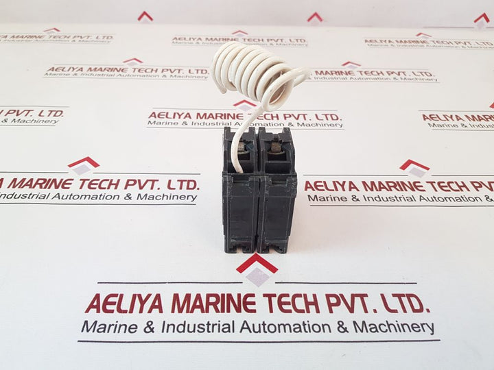 General Electric Rt-690 Circuit Breaker 20A
