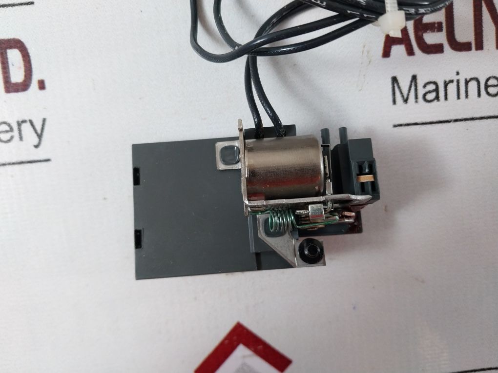 General Electric Sast1 Shunt Trip Device