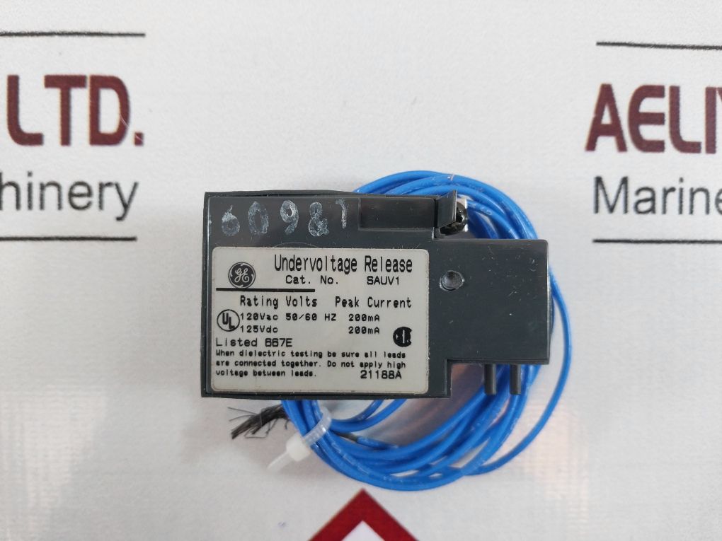 General Electric Sauv1 Circuit Breaker Undervoltage Release