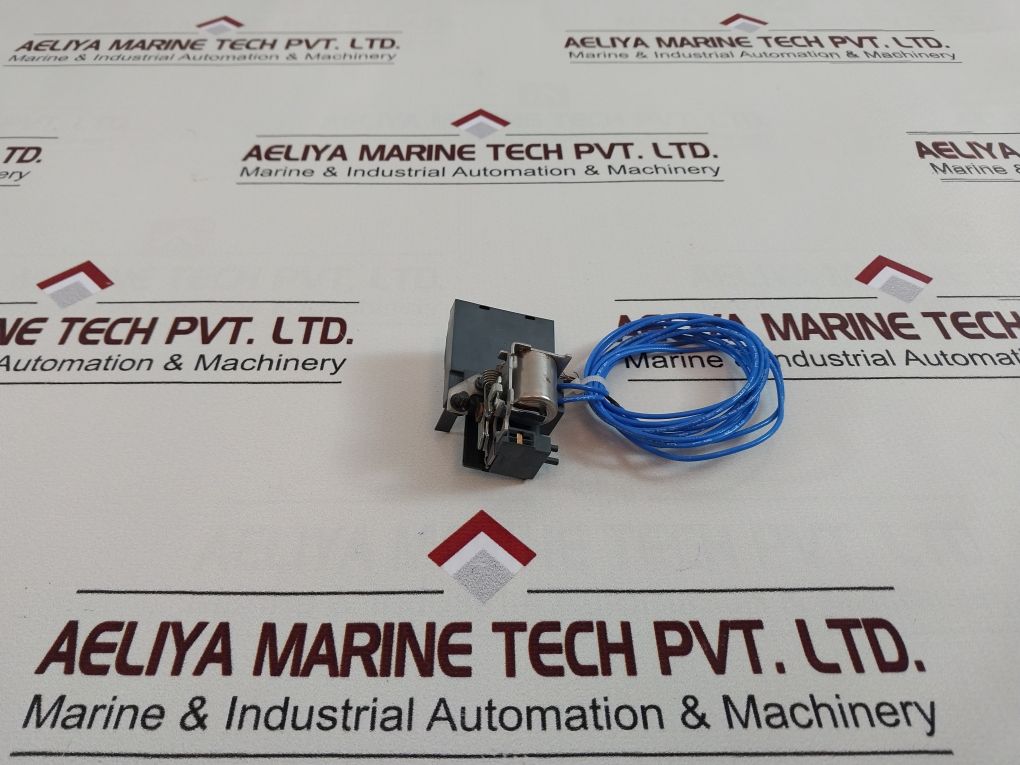 General Electric Sauv1 Circuit Breaker Undervoltage Release