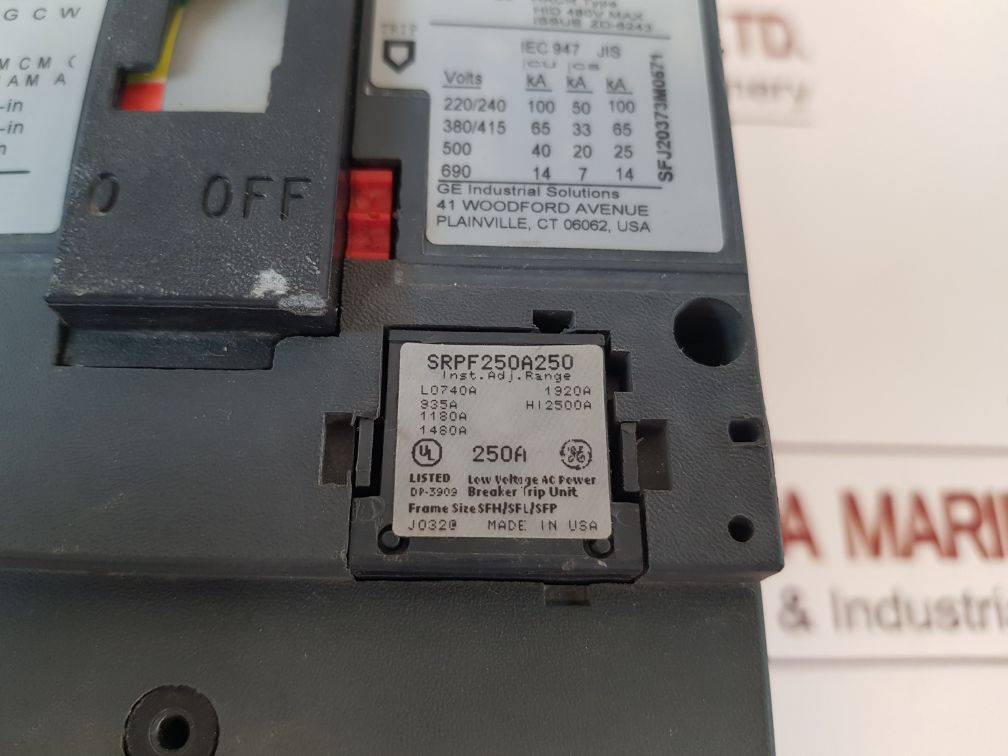 General Electric Sfla36At0250 Current Limiting Circuit Breaker