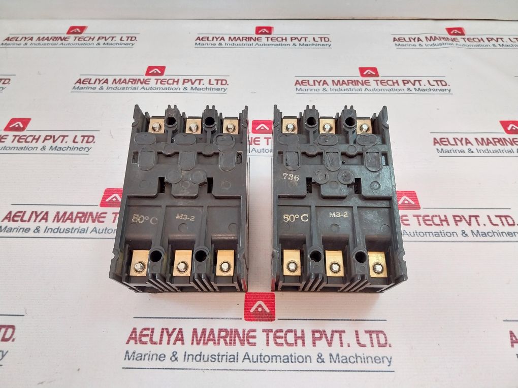 General Electric Te132C5020 3 Pole Circuit Breaker 20 Amp