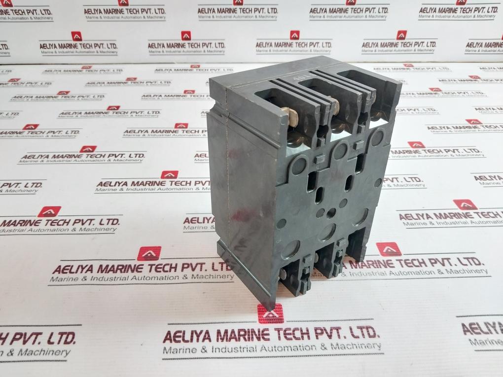 General Electric Ted134015W 3Pole Circuit Breaker 15 Amp, 480 Vac 250 Vdc