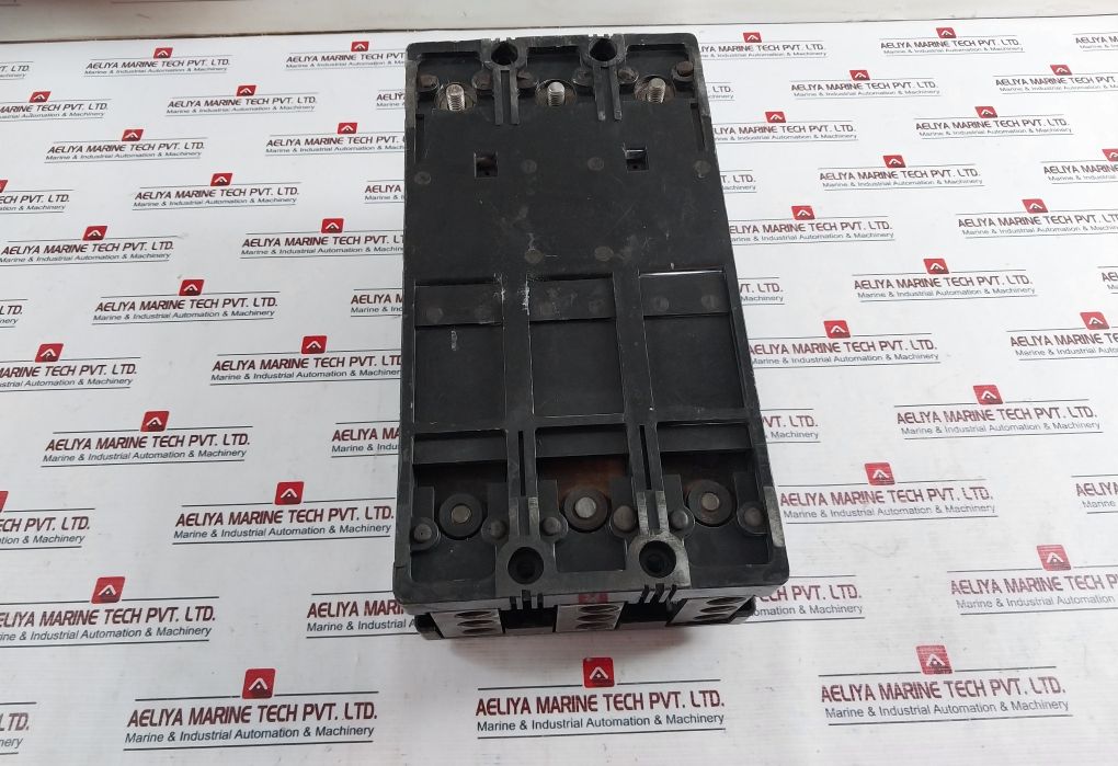 General Electric Tkm3F Circuit Breaker Frame 600Vac