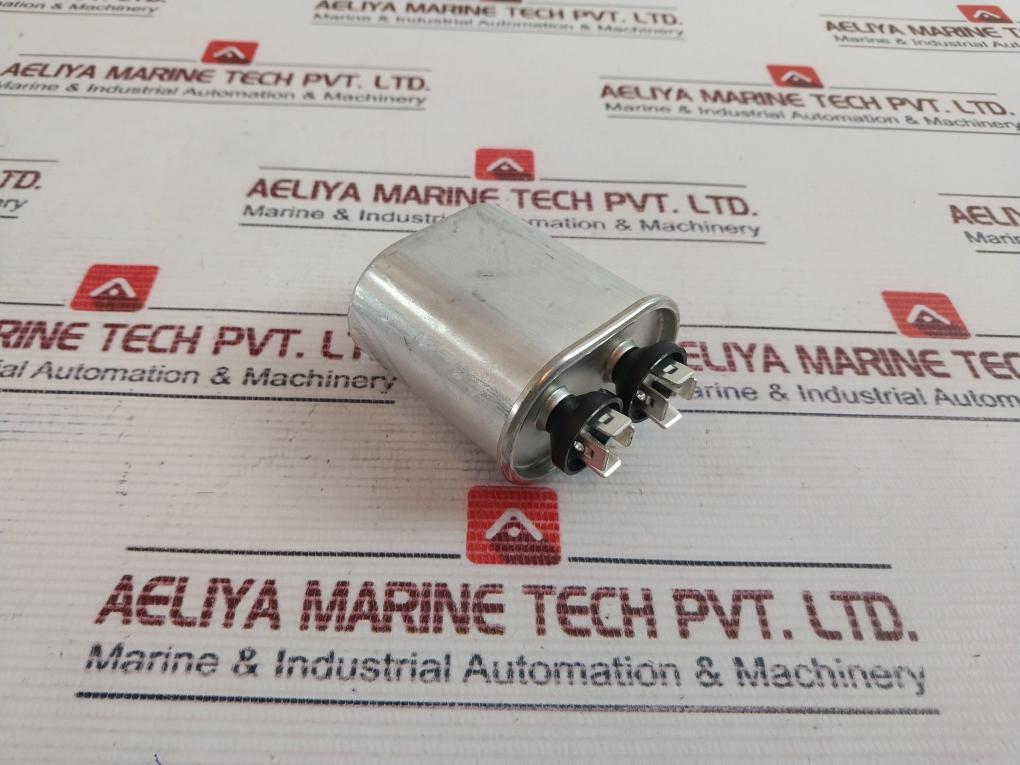 Genteq 97F5705 Capacitor 5Uf 370V Ac