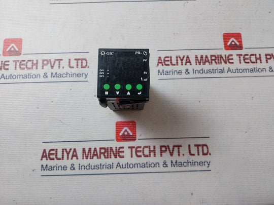 Gic 151B12B Single Acting Pid Temperature Controller 110-240 Vac/Dc