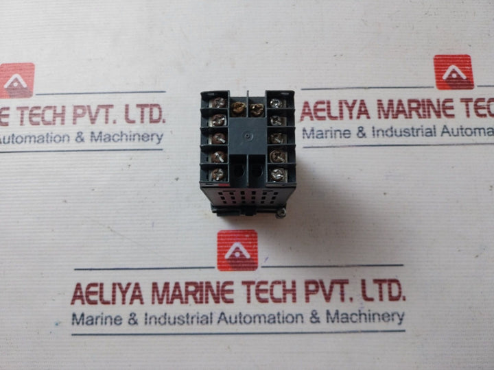 Gic 151B12B Single Acting Pid Temperature Controller 110-240 Vac/Dc