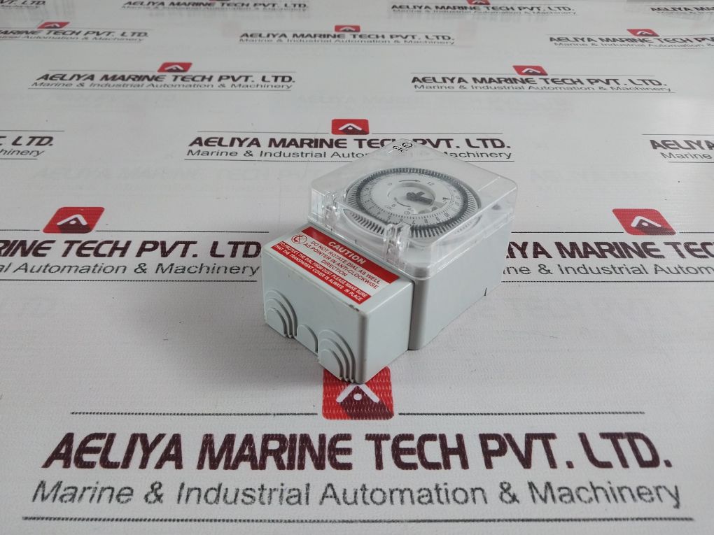 Larsen & Toubro Gic Analog Time Switch Fm/1 Quartz Qt(Daily)