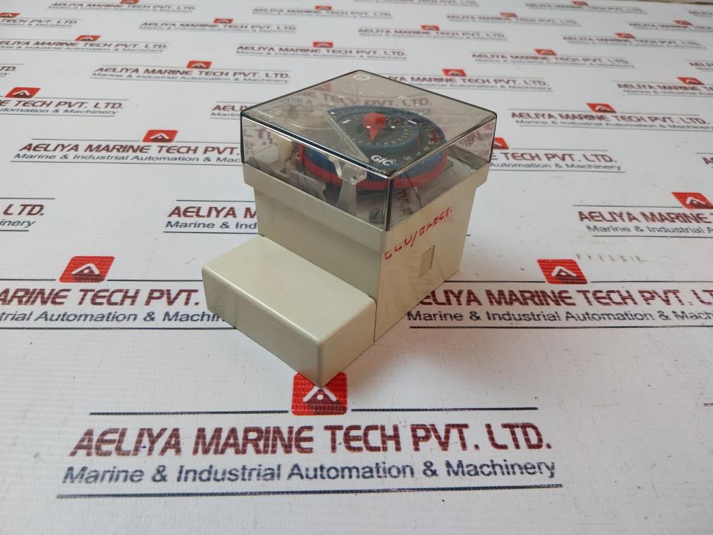 Gic Larsen & Toubro Qtt Analog Time Switch Q739B1