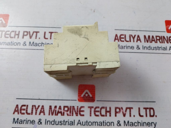 Gic T2Ddt0 Programmable Digital Timer Switch 110-240V Ac 50/60Hz