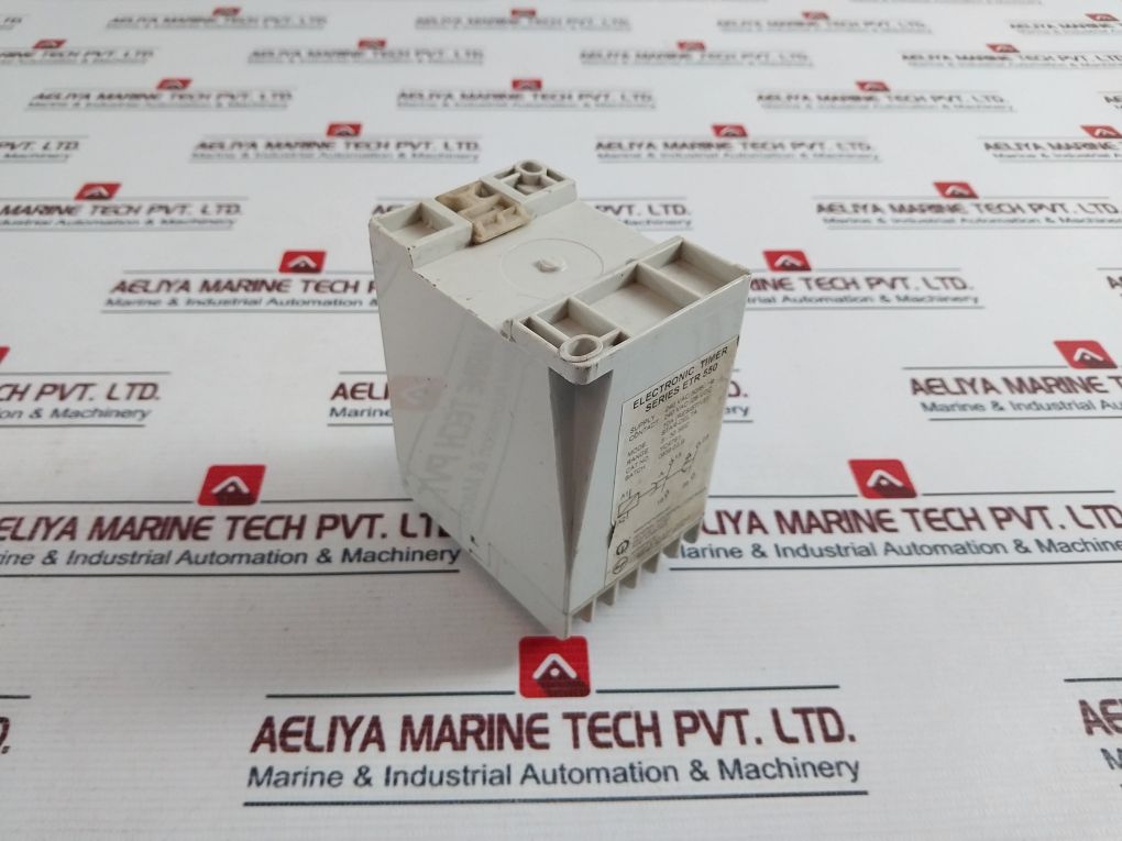 Gic Yc47B1 Electronic Timer 240Vac 50/60 Hz