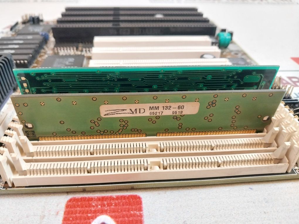 Giga Byte Ga-5486Al Motherboard