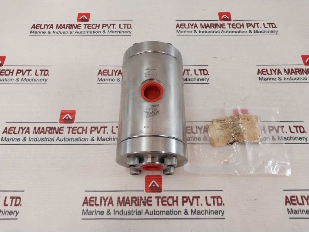 Gilmore 1” Npt Shuttle Valve Rev: D