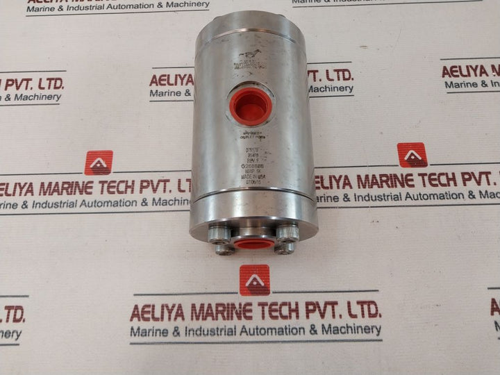 Gilmore 1”Nptf-2 Shuttle Valve