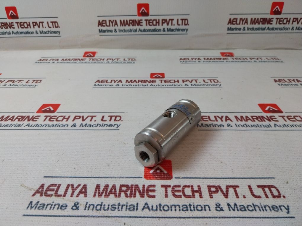 Gilmore 22519 Shuttle Valve