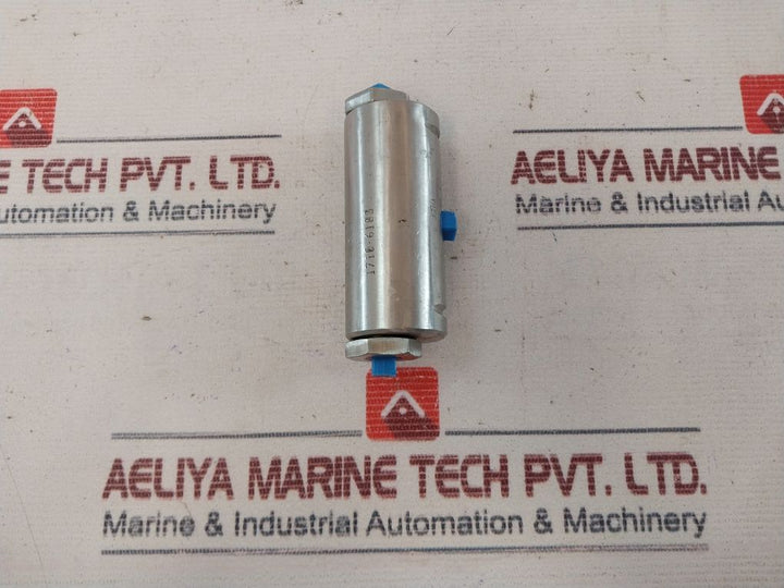 Gilmore 22519 Shuttle Valve 695296
