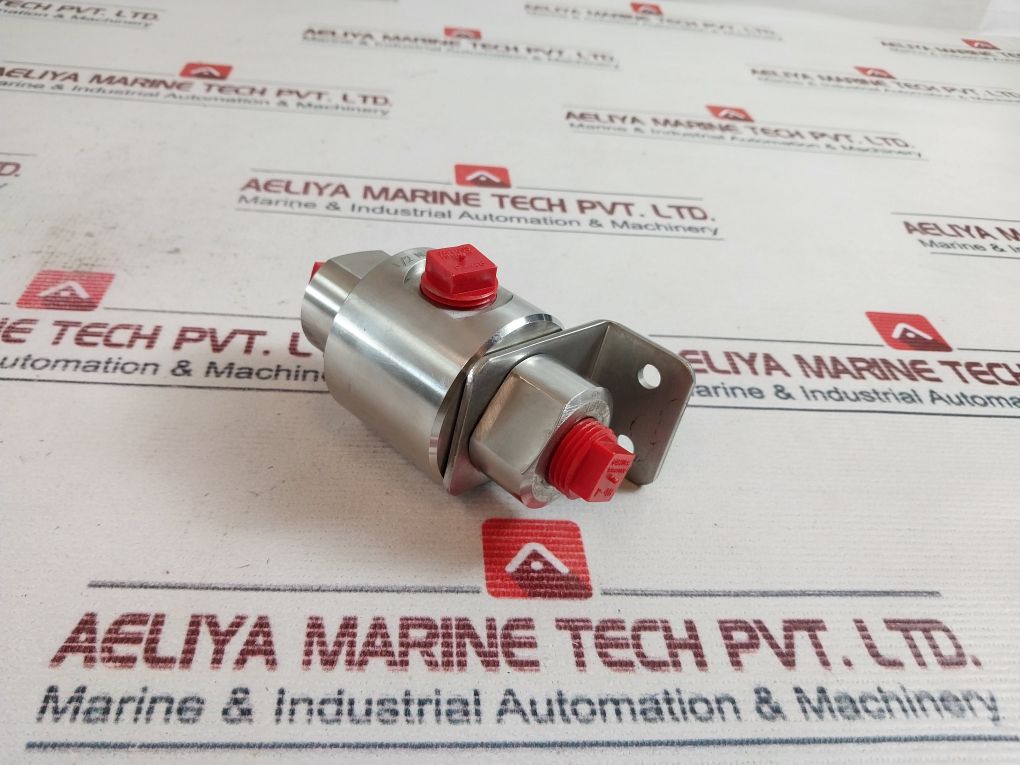 Gilmore 27017 Shuttle Valve Rev A