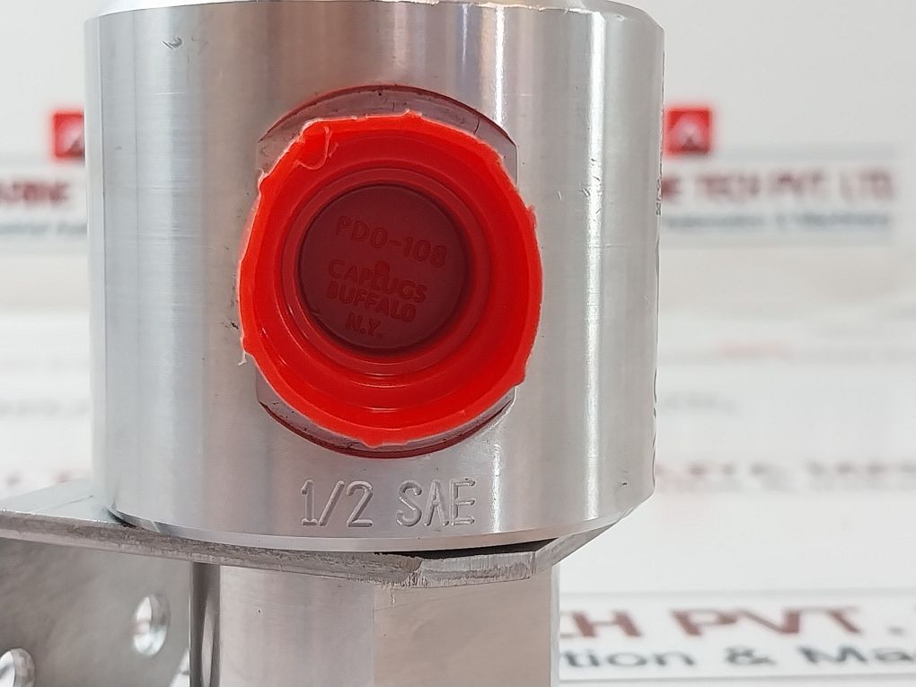 Gilmore 2725790-08 1/2” Standard Mounting Bracket Shuttle Valve 27019-0.2