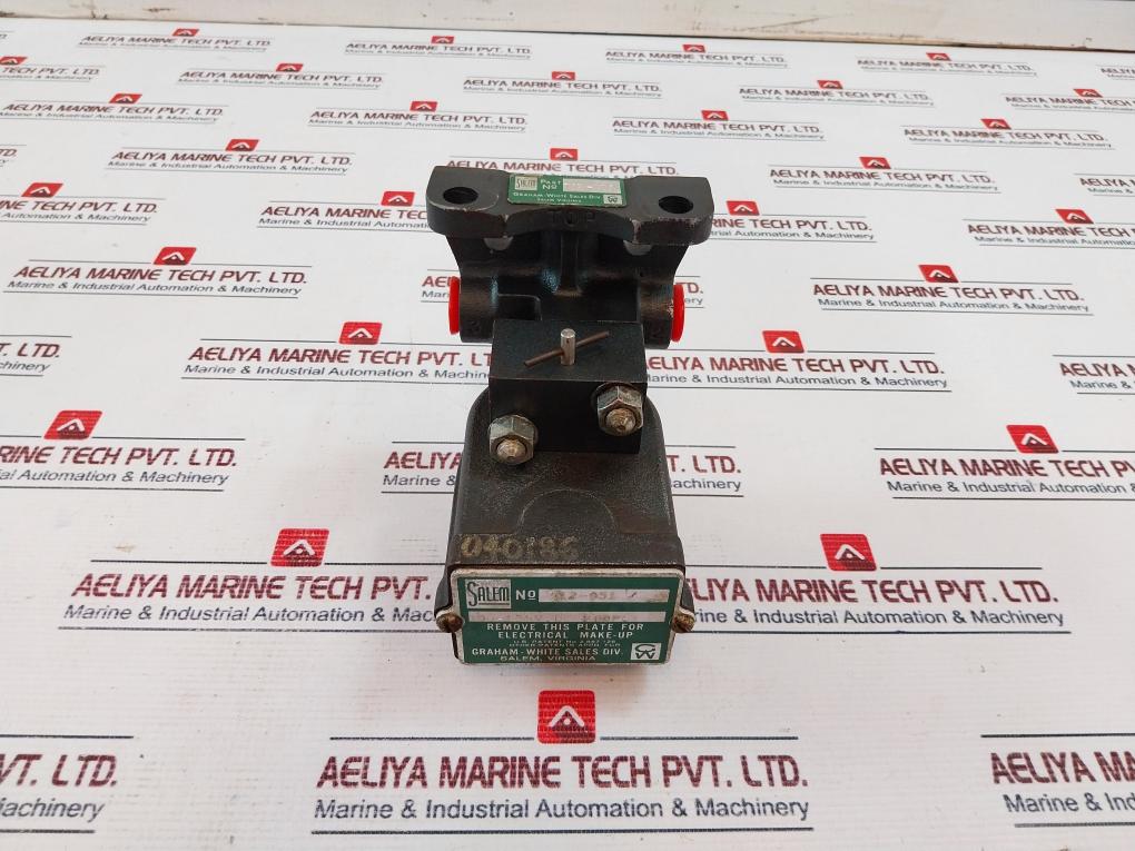 Graham-white 712-051 Solenoid Valve 712-001