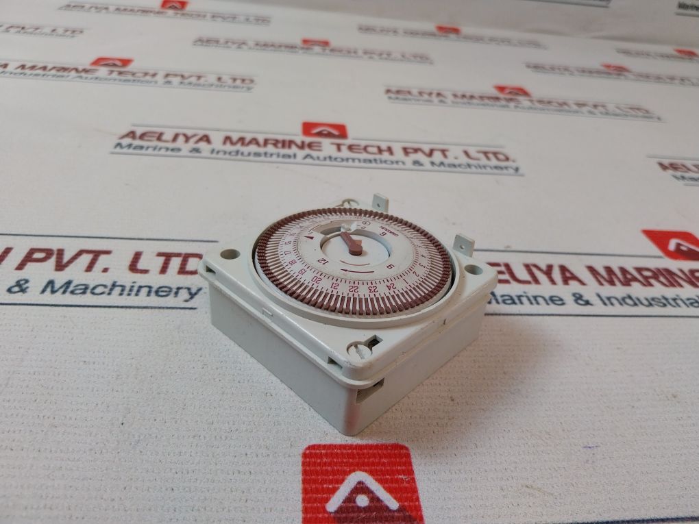 Grasslin Mil72E/1Stuzh-l Time Switch