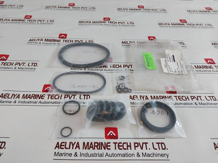 Green Marine & Industrial 703078 Kit, Rebuild Crankcase 5P50

