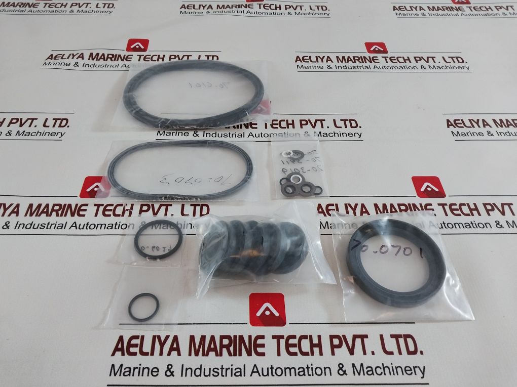 Green Marine & Industrial 703078 Rebuild Crankcase Kit 5P50