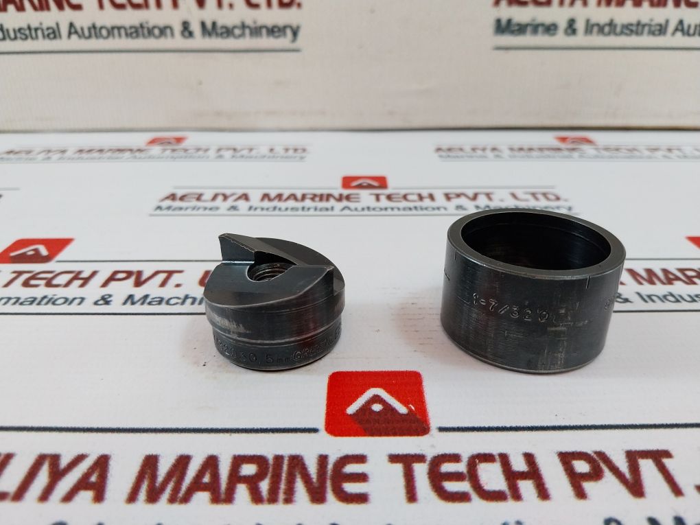 Greenlee 7238Sb Slug Buster Knockout Punch Set (Incomplete)