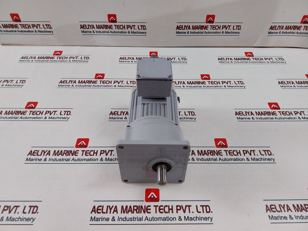 Gtr G3Km-18-10-t020A 3-phase Induction Gear Motor Ip40
