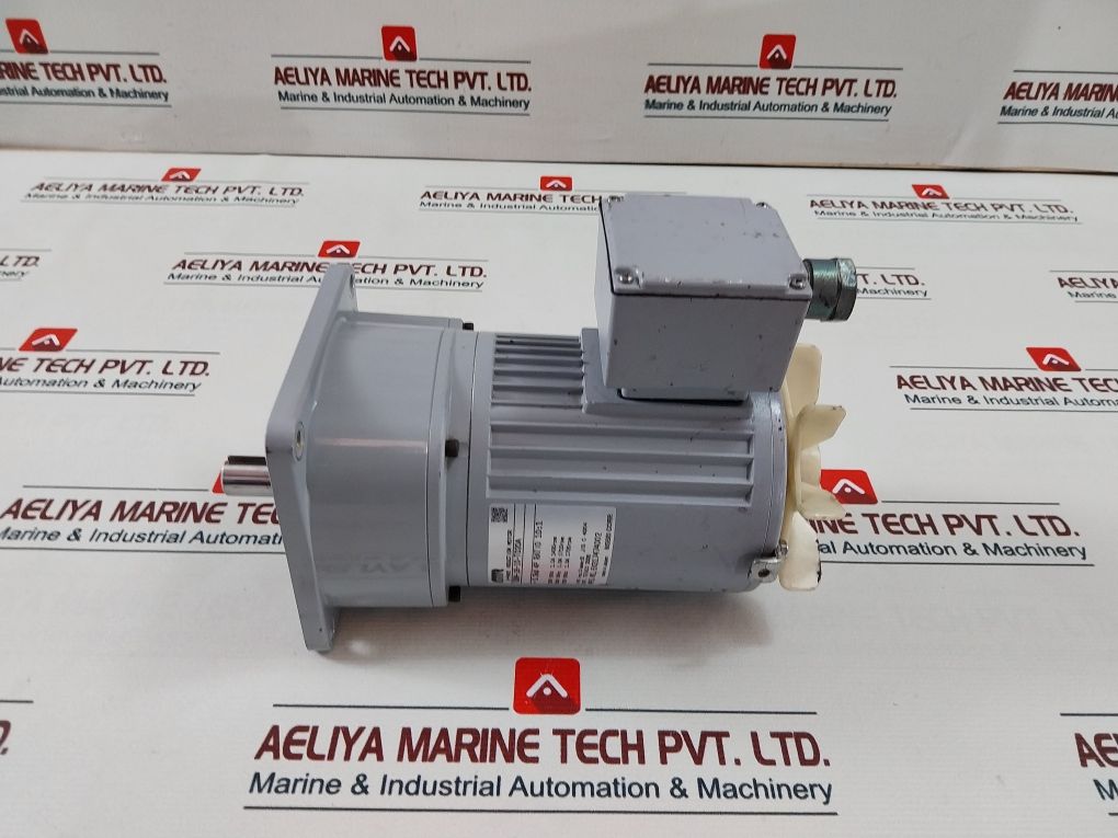 Gtr G3Km-18-10-t020A 3-phase Induction Gear Motor Ip40