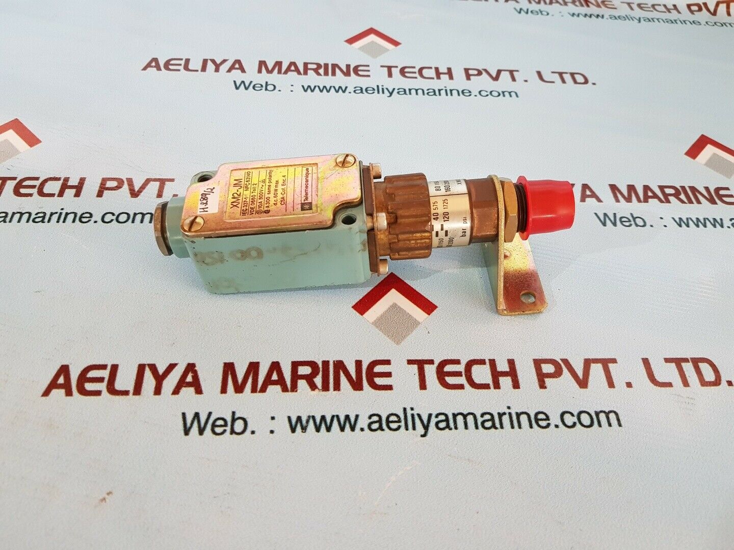 Telemecanique xm2-jm pnematic valve iec 337-1 nfc63140 10a 500v~