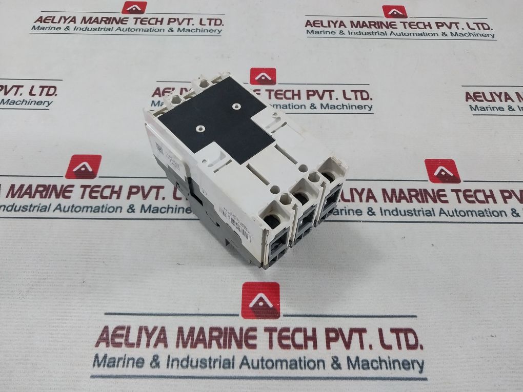 Hager H3 X160 Moulded Case Circuit Breaker 50/60Hz