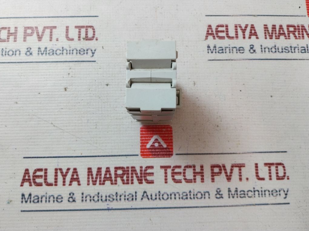 Hager Sr 151 Current Transformer 50-60 Hz