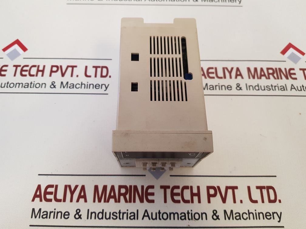 Hanyoung Nux Hy-72D Temperature Controller 110/220 Vac