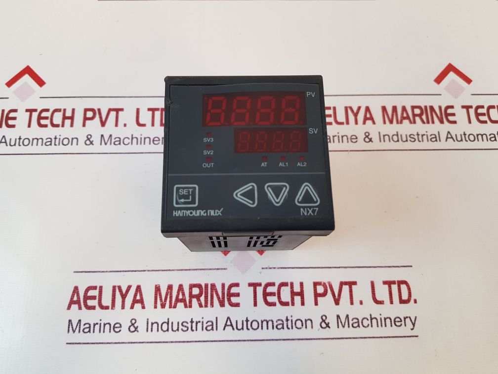 Hanyoung Nux Nx7-00 Temperature Controller 6W 100-240V 50/60Hz
