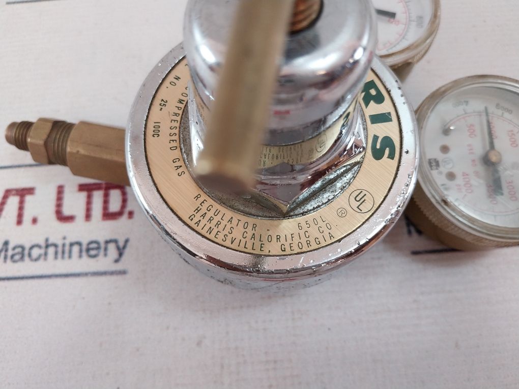 Harris 25-100C Compressed Gas Regulator-650L 0-150 Psi