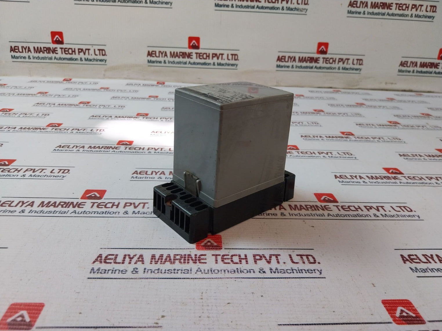 Hartmann & Braun Eta 25 Measuring Transducer With Base Hgs 8457-05