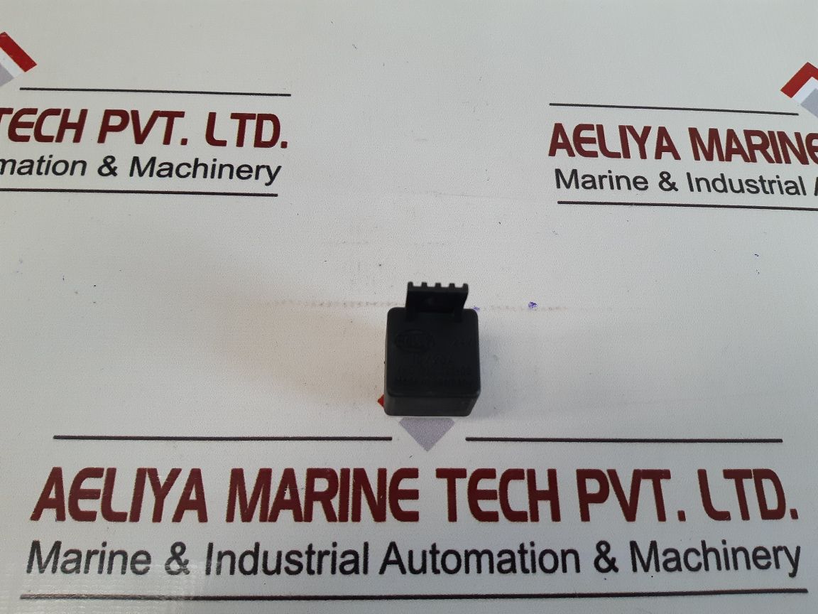 Hella 4rd 003 520-09 relay