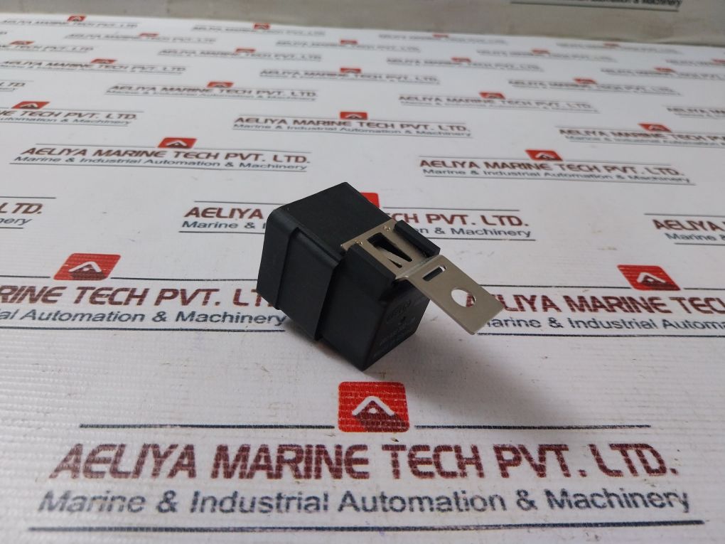 HELLA Relè 24V 5 Poli 4RD 933 332-201 | Con Supporto, Resistenza, 5A-20A