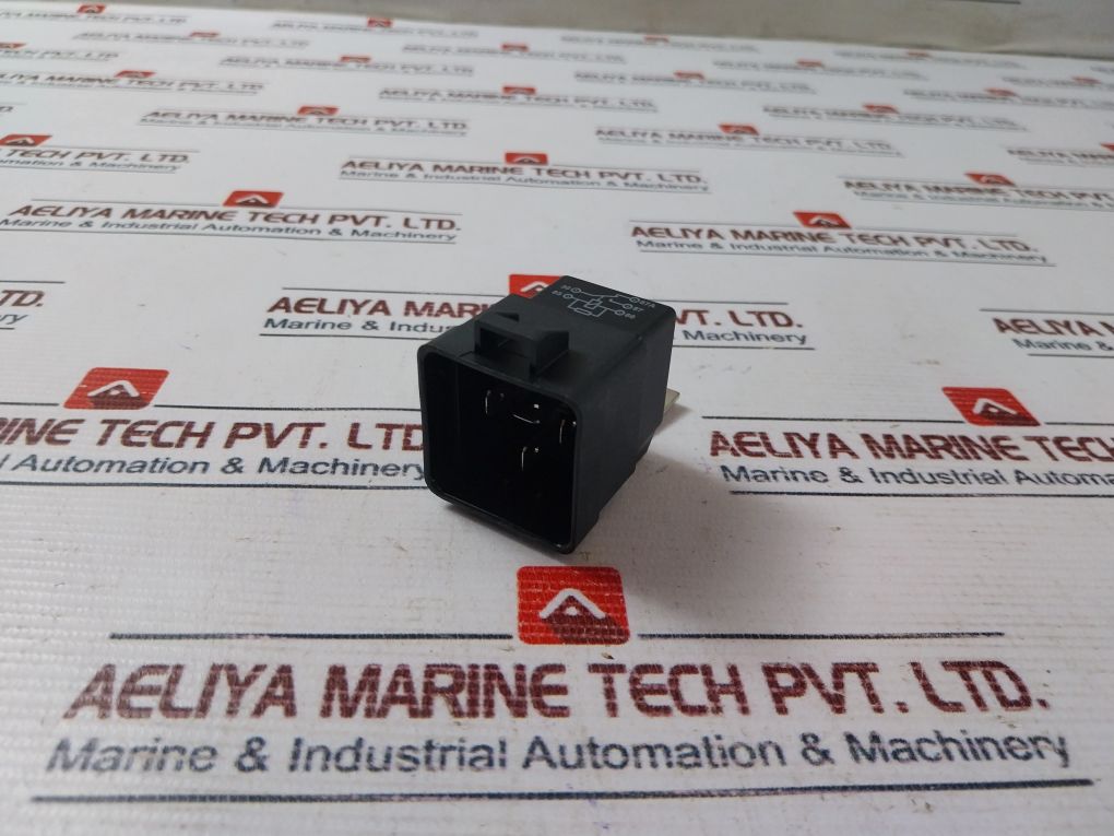Hella 4Rd 933 332-20 Relay 24V