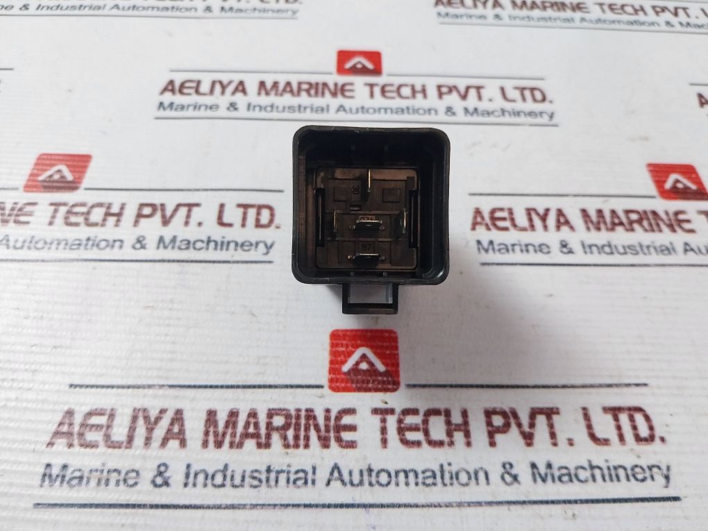 Hella 4Rd 933 332-20 Relay 24V