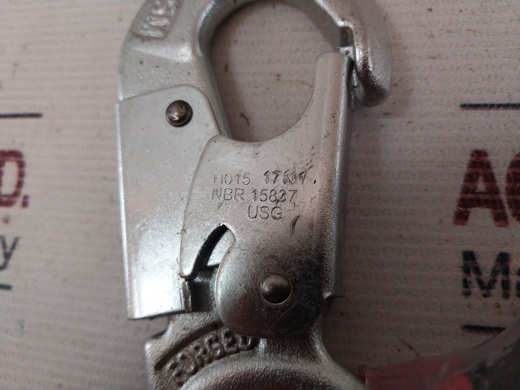 Hercules Nbr15837 Double Steel Cable Lanyard With Connectors