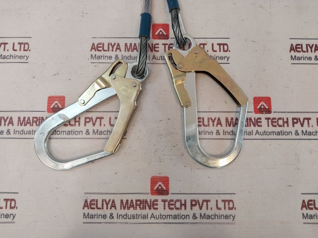 Hercules Nbr15837 Double Steel Cable Lanyard With Connectors