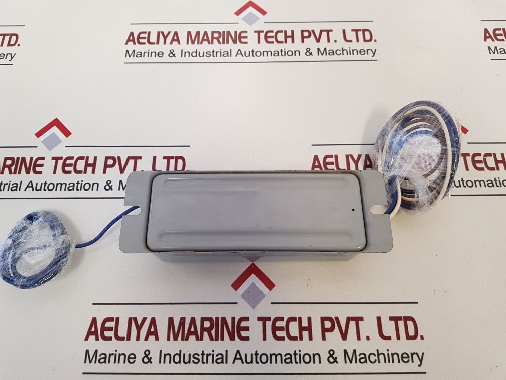 Hermes Electric Fbm-t40 Marine Ballast For Fluorescent Lamp 100V 0.970A